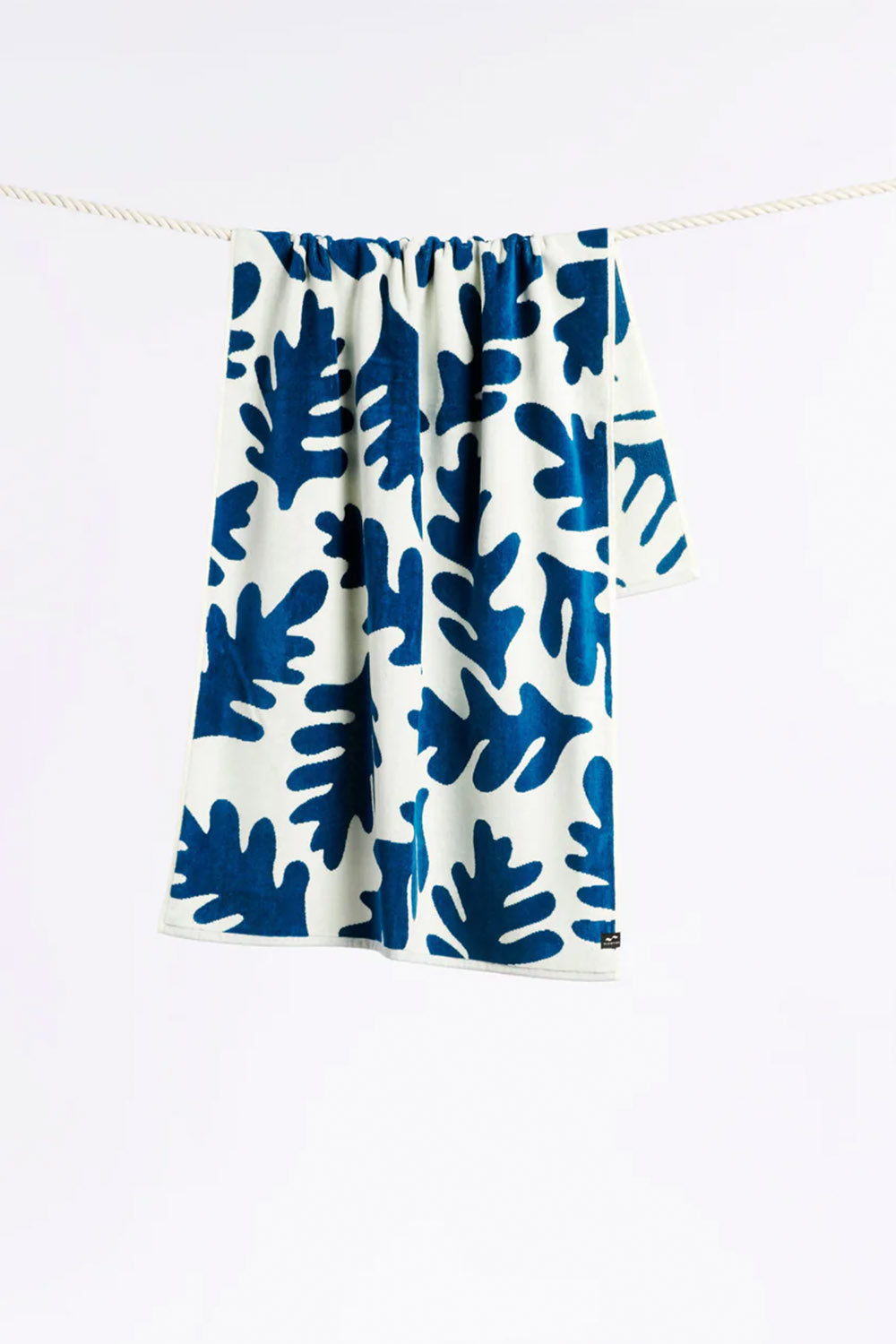 Premium Towel Hele Deep Pacific