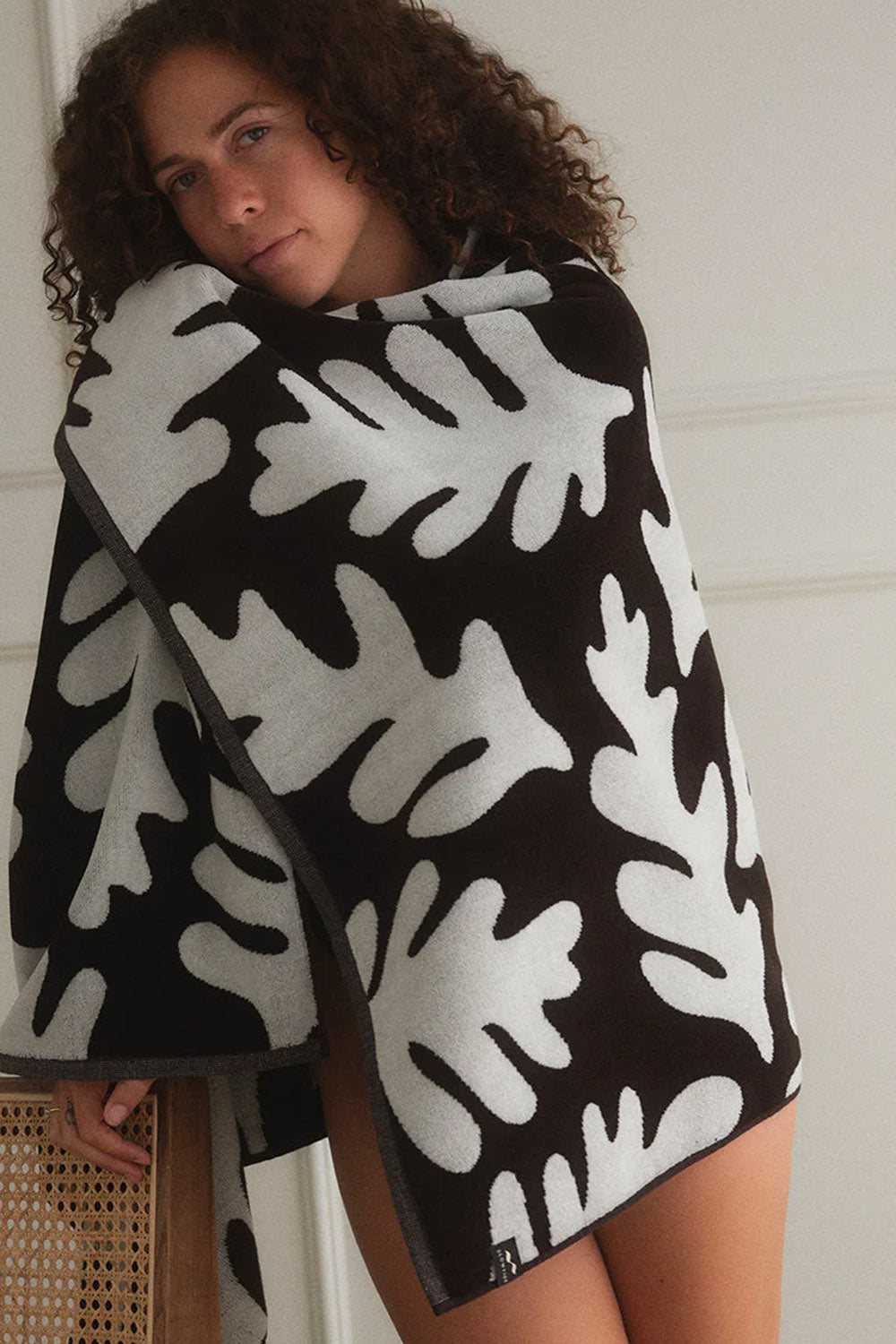 Premium Towel Hele Black