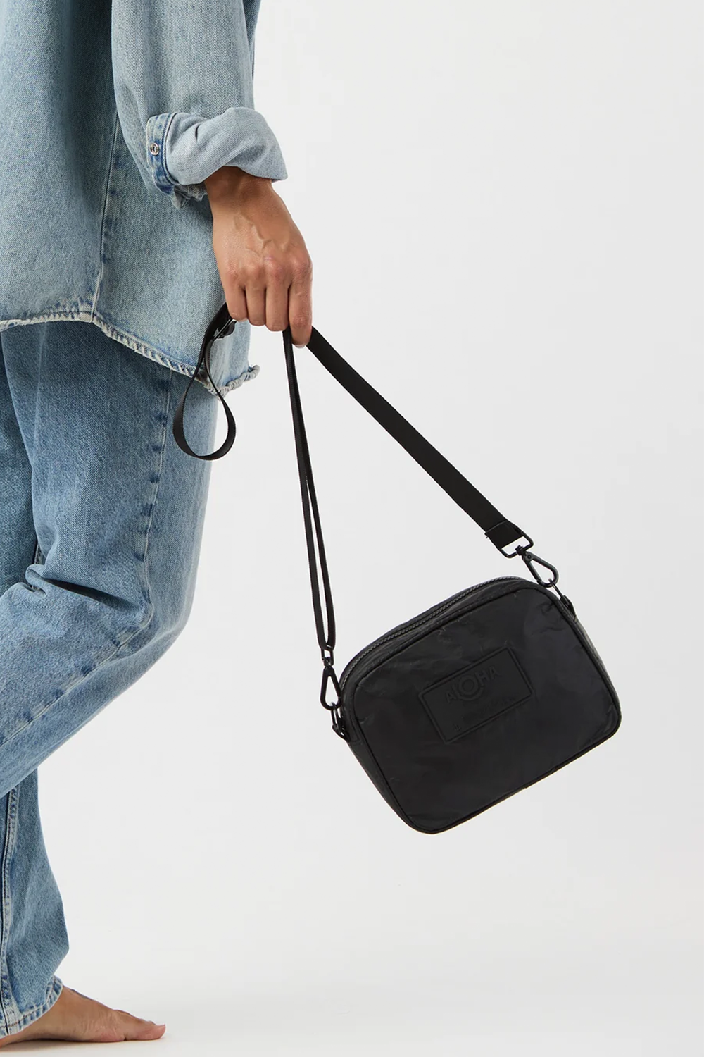 Monochrome Le Tour Black