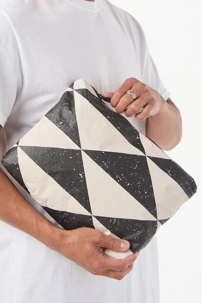 Pouch Kona Nui Mid