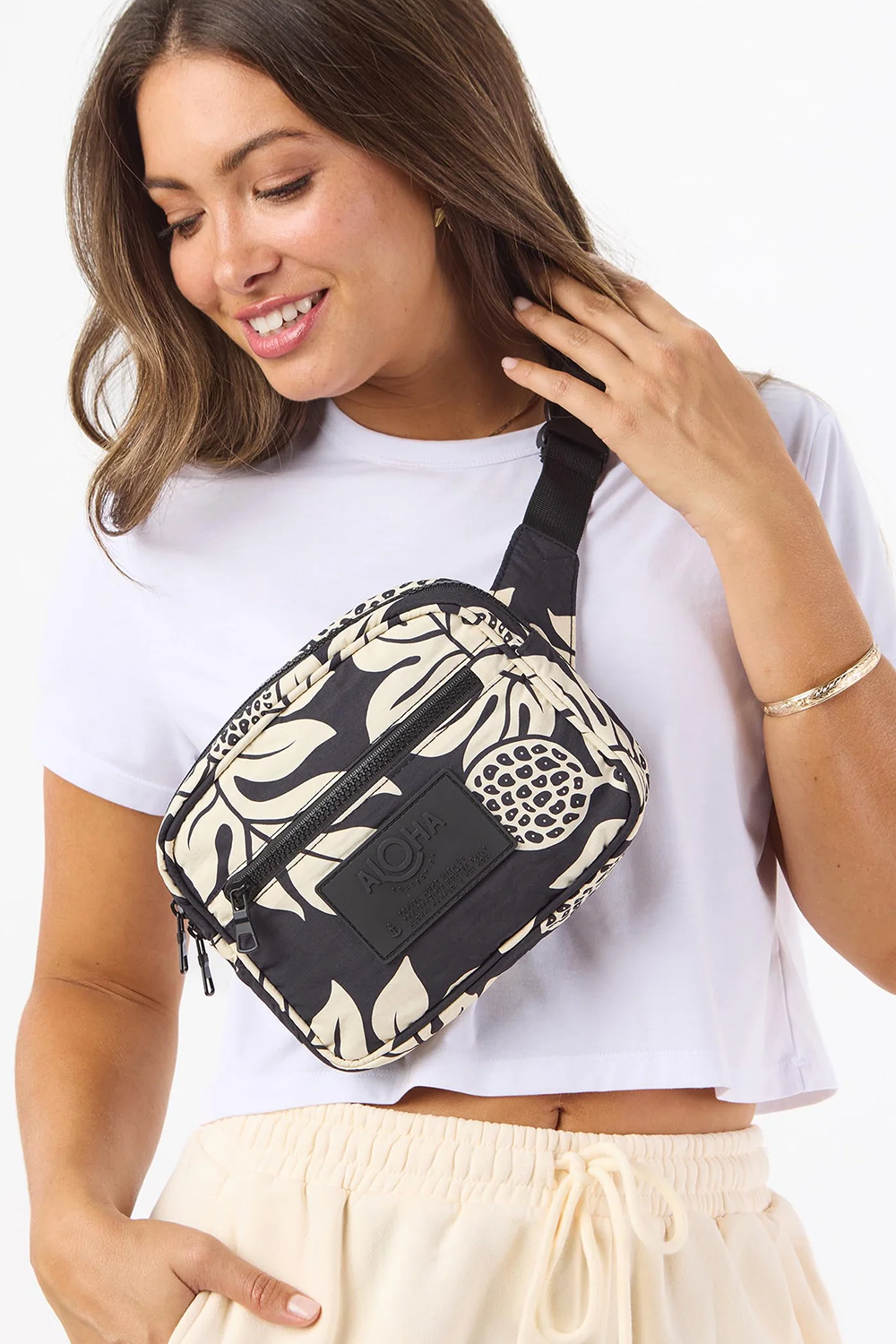Hip Pack Keep it Light Holomua