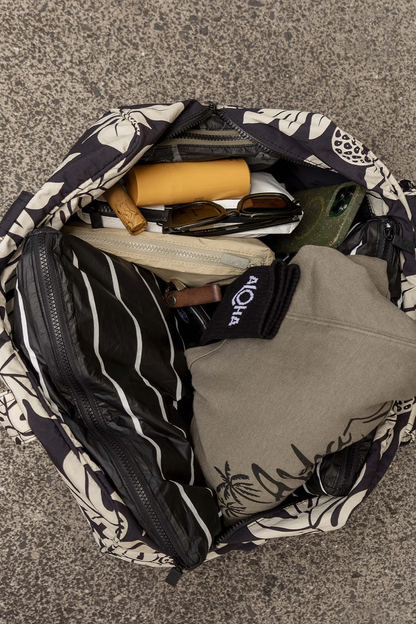 Weekender Keep it Light Holomua